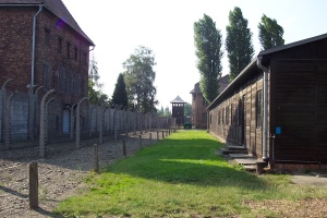 pol04_12